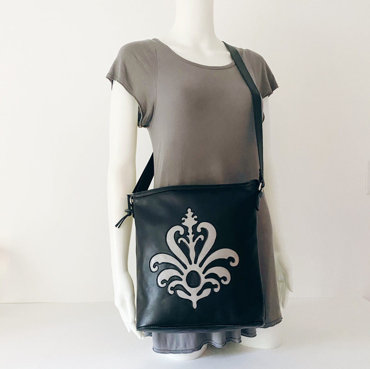 Siena Two-Pocket Purse - ISLD