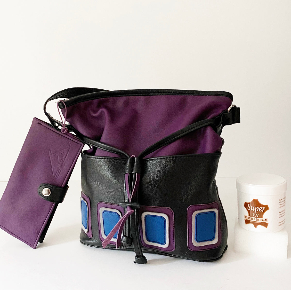 Op-Art Four-Pocket Purse - AJLD