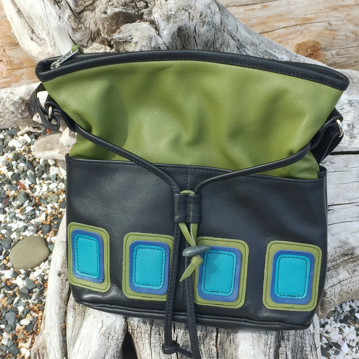 Op-Art Four-Pocket Purse - AJLD