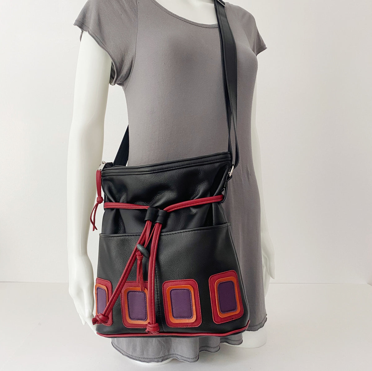 Op-Art Four-Pocket Purse - AJLD